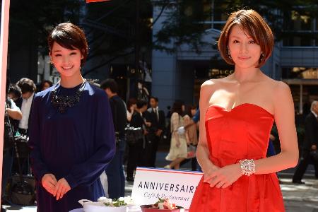 剛力彩芽さんと赤ドレスの米倉涼子