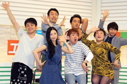 （前列左から）壇蜜、濱口優、バービー、（後列左から）井上裕介、田中卓志、斉藤慎二、須賀健太