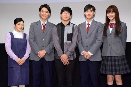 （左から）濱田マリ、堀井新太、佐藤考樹、戸塚純貴、松井愛莉