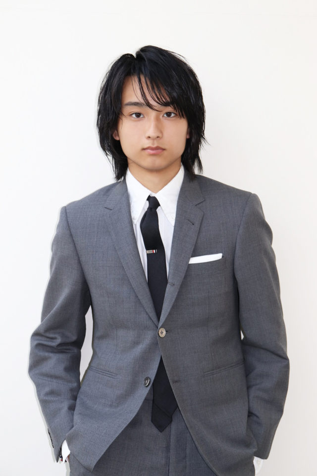 【インタビュー】映画『MOTHER マザー』奥平大兼 「まるで別人のような長澤まさみさんに引っ張られて、僕も周平に成り切ることができました