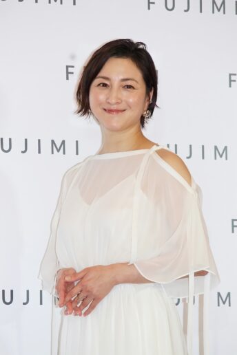 広末 涼子 ドレス 販売